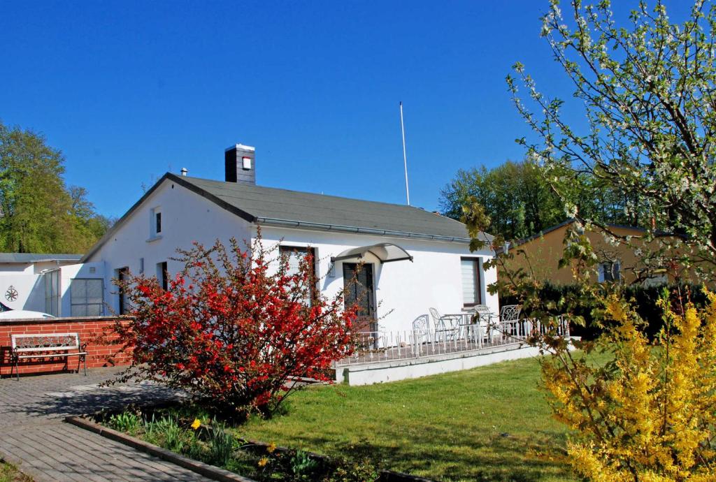 NEU _ Ferienhaus mit Sonnenterrasse Ostbahnstraße 8, 18586 Sellin