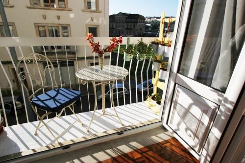 Oleiros Rooms City Center