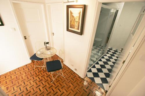 Oleiros Rooms City Center