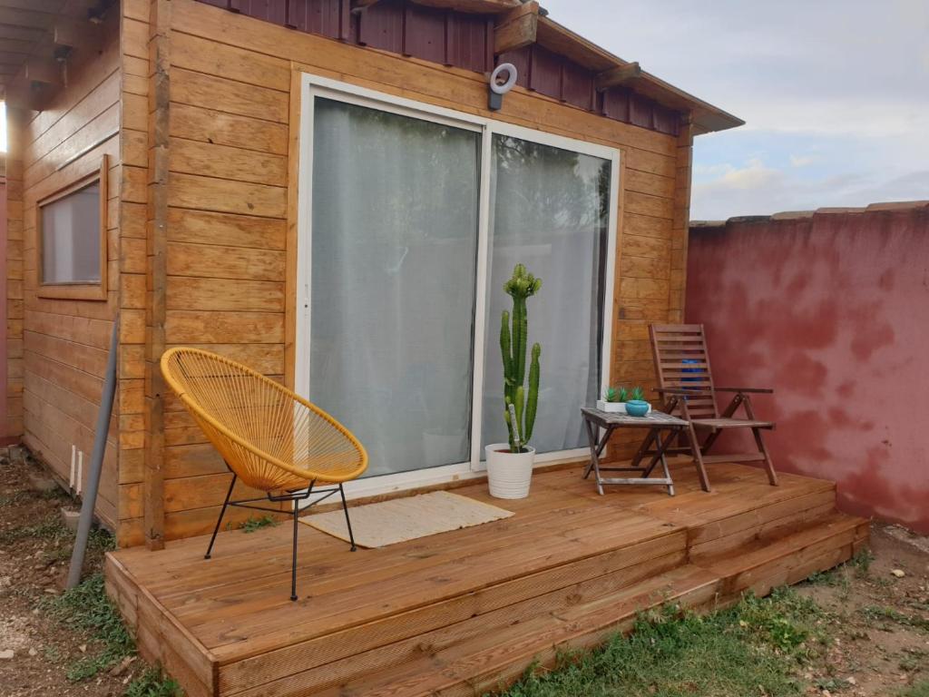 Séjour chez l'habitant Petit chalet très chaleureux 2245 Route de Berre 13510 Éguilles