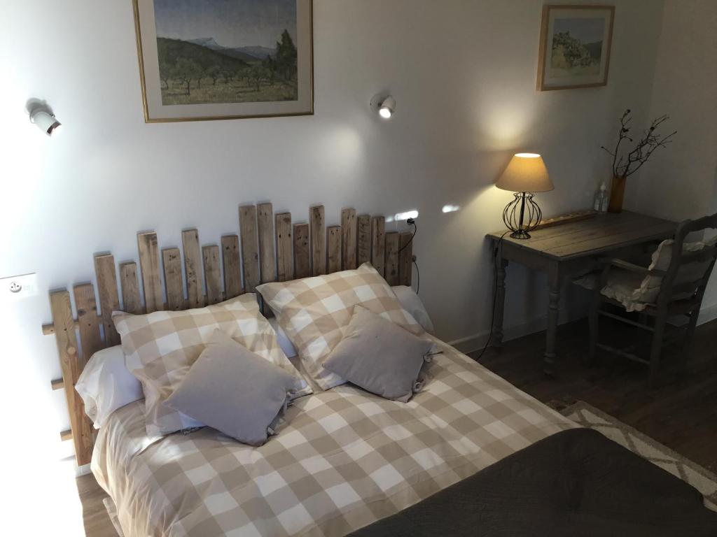 Séjour chez l'habitant Petit cocon dans le Luberon 14 Rue du Clos Saint-Jean 84360 Lauris