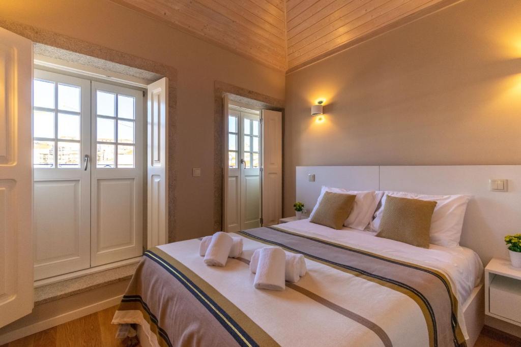 Portucale Guest House- Self check-in 28 Rua de Trás, 4050-613 Porto