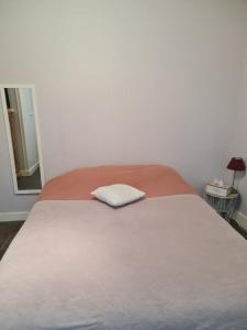 Private room in a shared apartment I