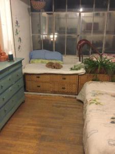 Private rooms in calm district close to center