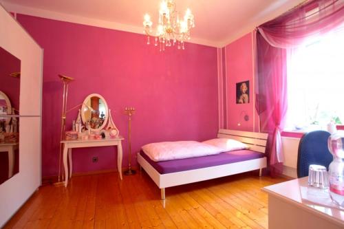 Private Rooms Relax Leoni (3789)