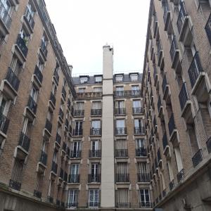 Résidence Cosy, chambre privée non mitoyenne avec serrure dans un appartement de 50 m carrés