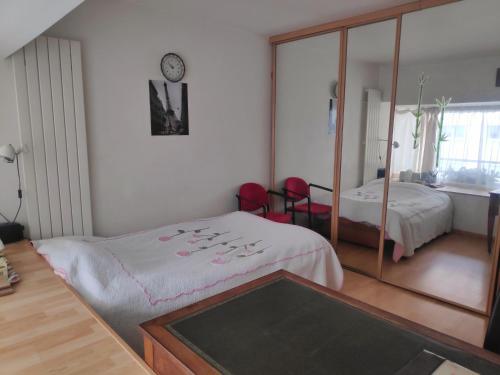 Seine Front Room / Lib. F.Mitterrand