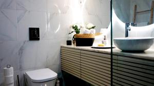 SINTRA STAY - Massamá Guesthouse