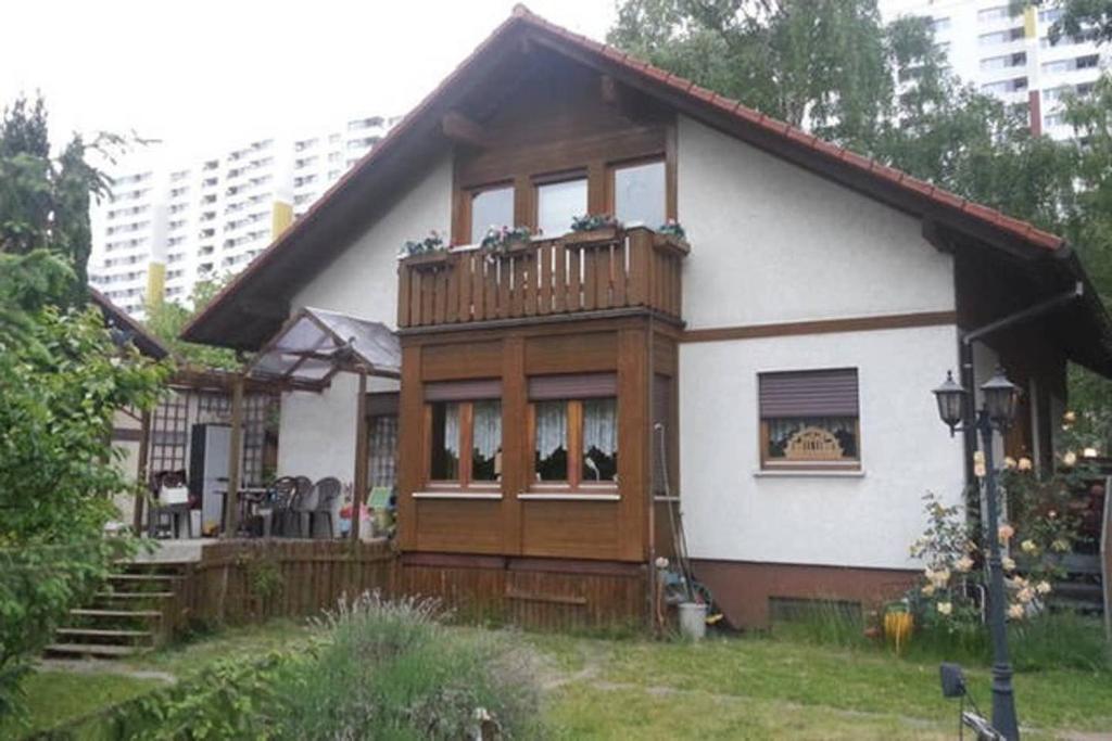 Specialplaceinberlin 59 Germendorfer Straße, 13439 Berlin