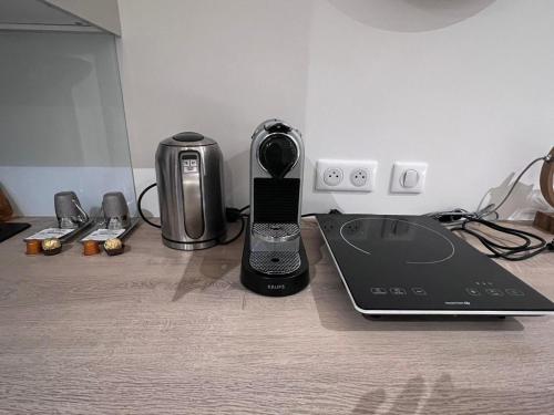 Studio chic avec salon et terrasse privée