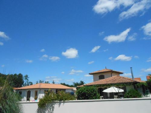 Studio indépendant mios bourg