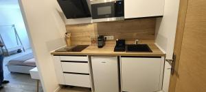 Studio indépendant mios bourg