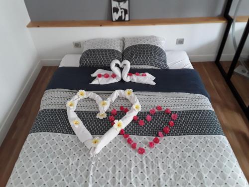 Suite room jacuzzi sauna privatif illimité Clisson