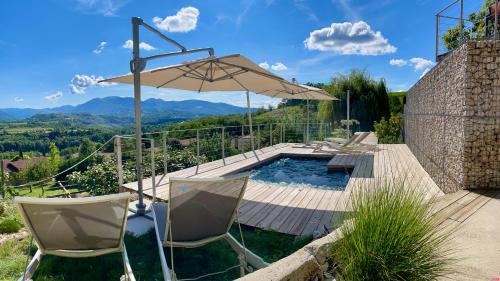 Suites & Balnéo chez l'habitant - Vue panoramique sur le Vercors