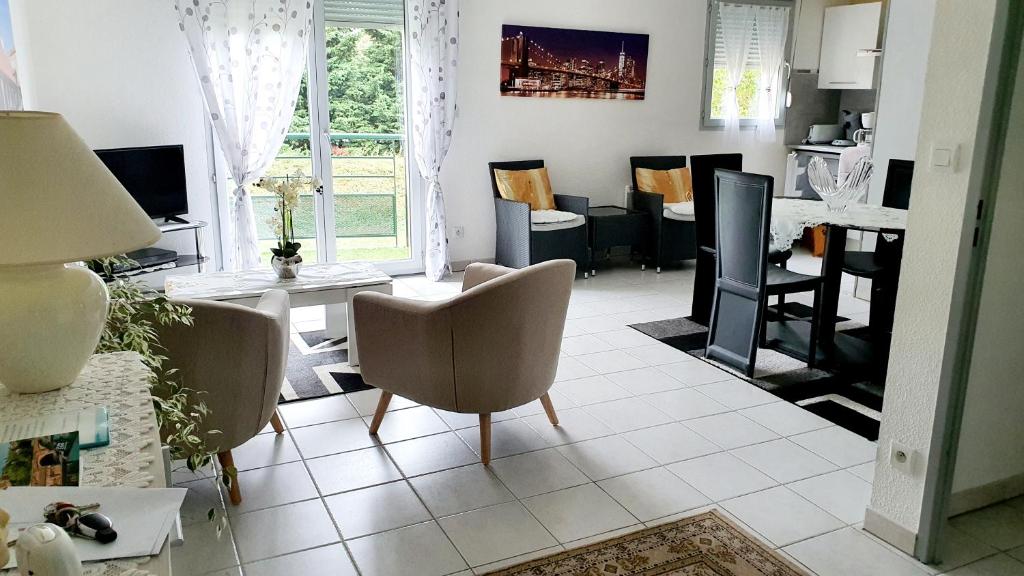 Super chambre avec salle de bain 91000 Évry-les-Châteaux