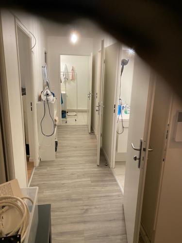Super chambre avec salle de bain