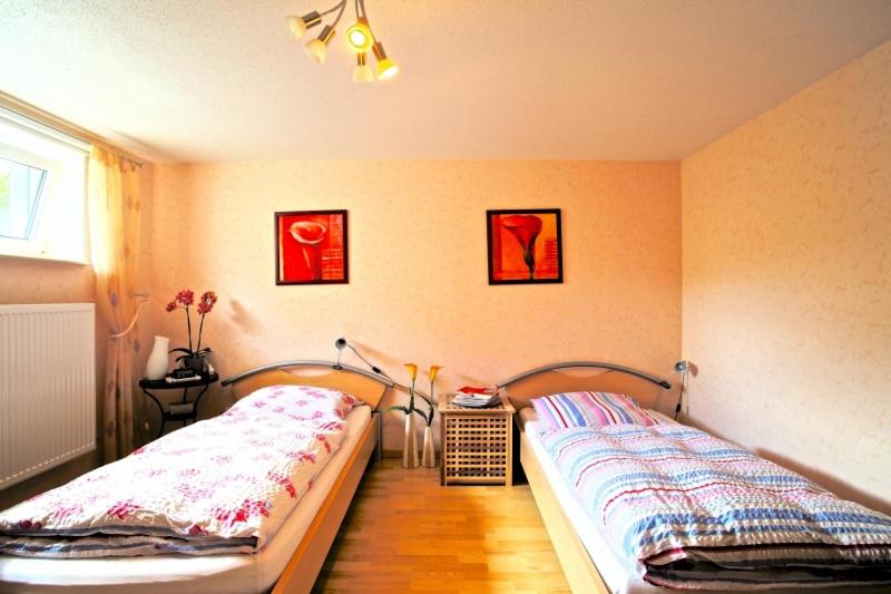 Twin-Room Sarstedt (4627) Bertha von Suttner Strasse, 31157 Sarstedt