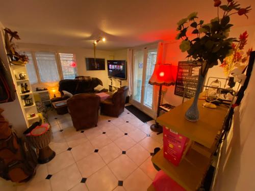 Une Chambre Chez Habitant