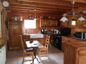 Une chambre privative dans un cottage chaleureux