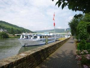 Unterm Wingert