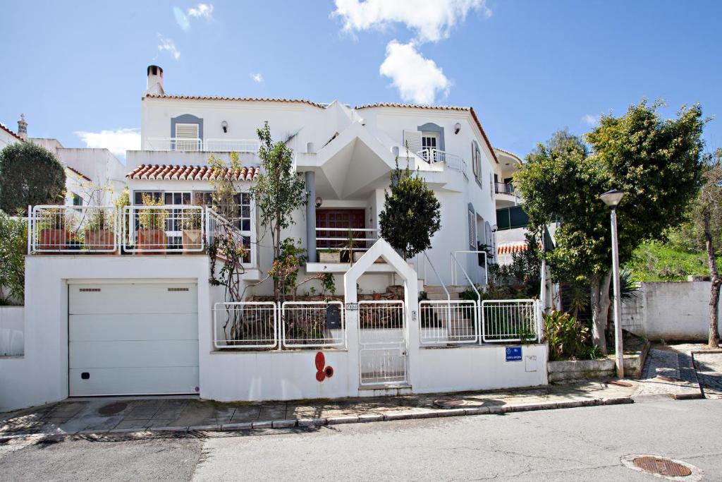 Séjour chez l'habitant Villa Monaco rua batista severino lote 104 MONTENEGRO 8005-237 Faro