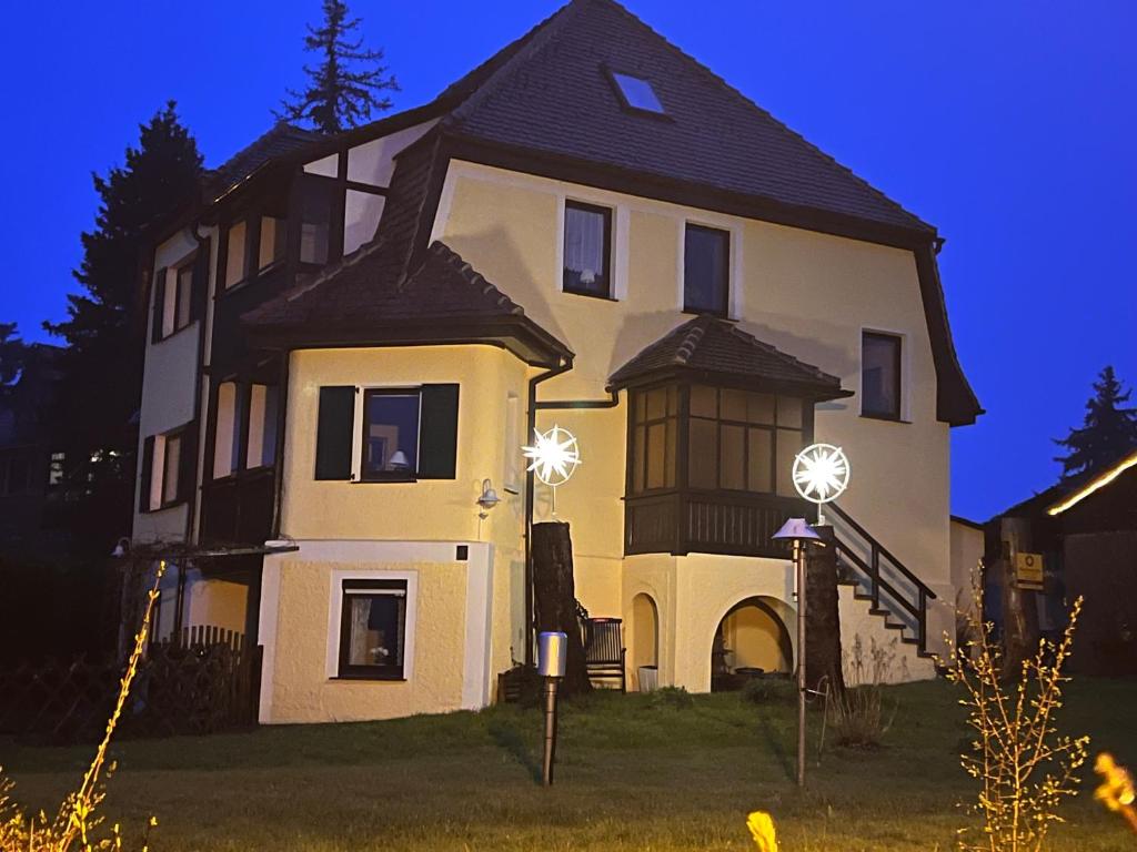 Villa Sonnenseite Jonsdorf Am Kurhaus 1, 02796 Jonsdorf