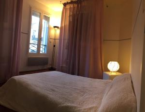 VillaParisis- chambres privées et CALME CHEZ L'HABITANT- Sdb commune-parking privé