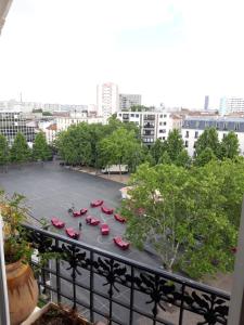 Vue sur les toits de Paris, tour Effeil, centre malakoff, chambre chez l'habitant, sans ascenseur, à deux pas de Paris