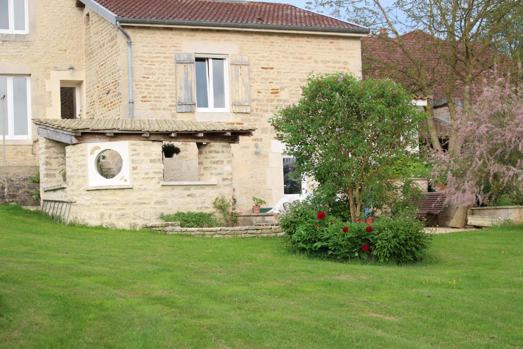 Zelda 34 rue de l'orme, 52310 Roôcourt-la-Côte