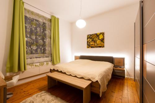 ZV2001 Private Apartments & Rooms Hannover City - room agency