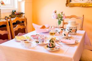 ZV2001 Private Apartments & Rooms Hannover City - room agency