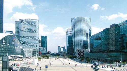 Séjours & Affaires Courbevoie Grande Arche Courbevoie france