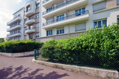 Séjours & Affaires Paris-Nanterre Nanterre france