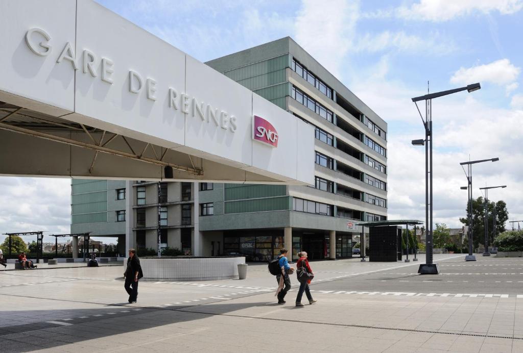 Appart'hôtel Séjours & Affaires Rennes de Bretagne 23 Rue De Châtillon, 35000 Rennes