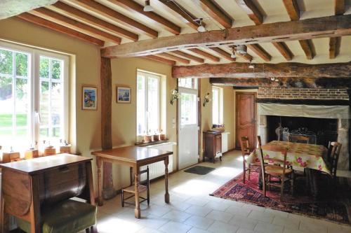 Semi-detached house, Crasville-la-Rocquefort Crasville-la-Rocquefort france