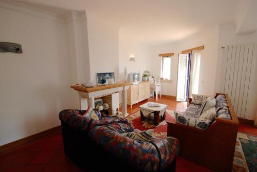 Serene - 5 bedroom apartment, sleeps 9, with sea views and 3 pools São Martinho do Porto portugal