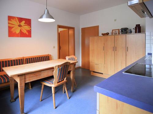 Appartement Serene Apartment in H ddingen with Private Terrace  Bad Wildungen