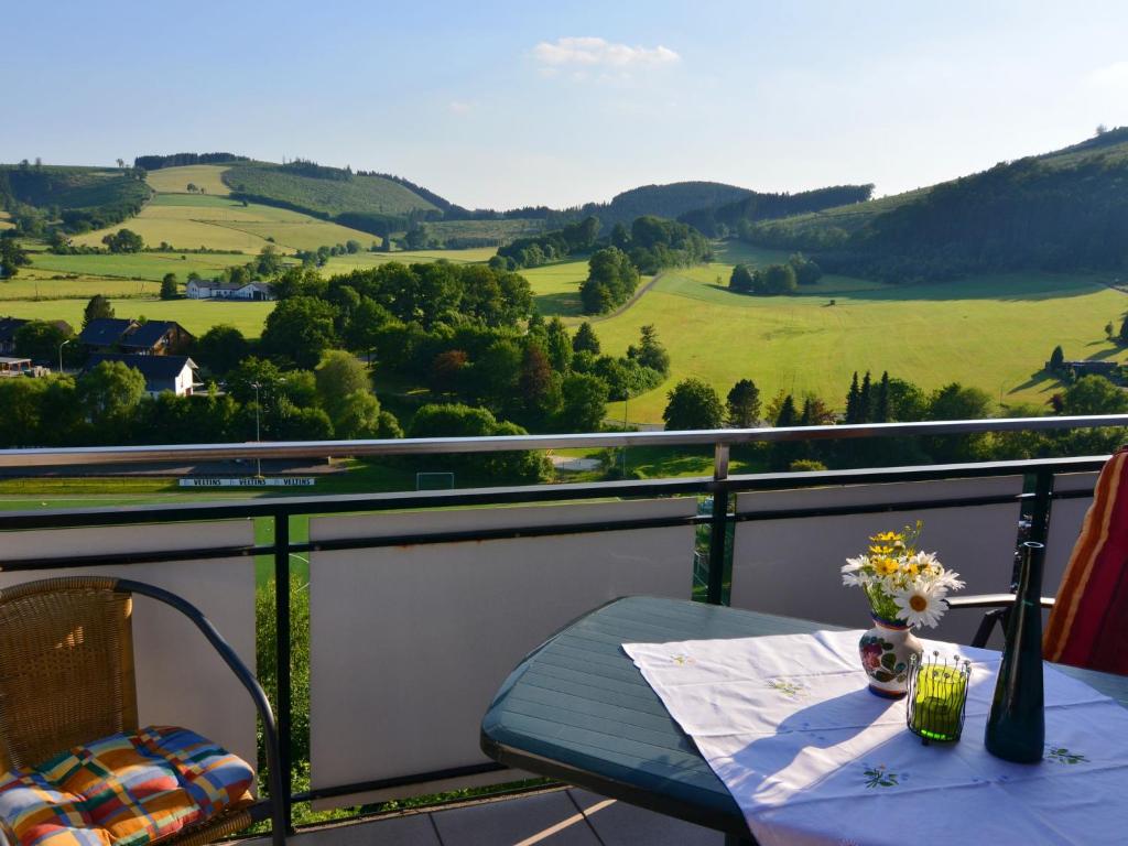 Appartement Serene Apartment in Meschede with Balcony , 59872 Grevenstein