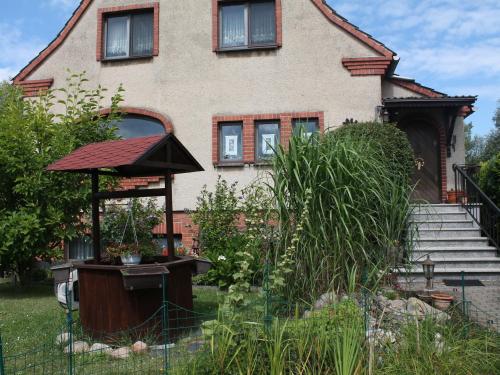 Appartement Serene Apartment with Private Terrace in Wismar  Wismar