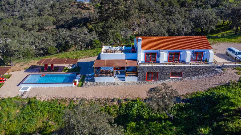 Villas Sierra Melides Alentejo - Sun, Nature & Sea Apartado 9, MONTE VIAGENS TURISMO RURAL SOC UNIP LDA MNTE VARZEA ROSTALHICA RC, 5740-503 São Francisco da Serra