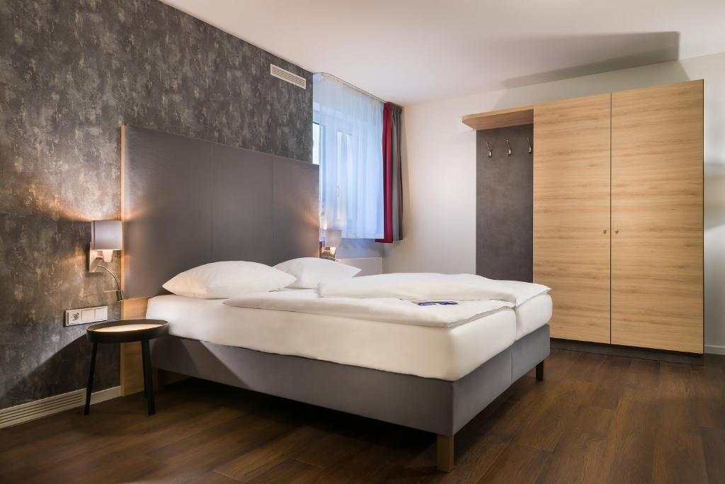 Appart'hôtel Signature East Hotel Apartment Rahlstedter Weg 82, 22159 Hambourg