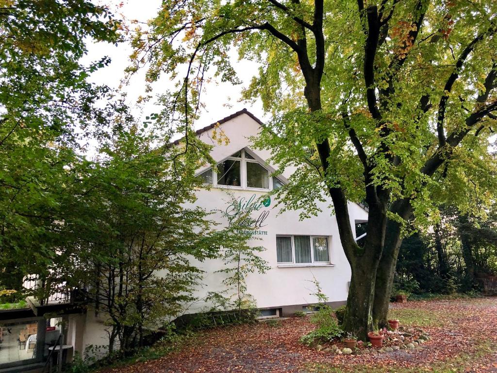 Hôtel Silvio-Gesell-Tagungsstätte Schanzenweg 86, 42111 Wuppertal