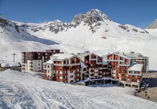 Skissim Classic - Résidence Le Hameau du Borsat 3* by Travelski Tignes france