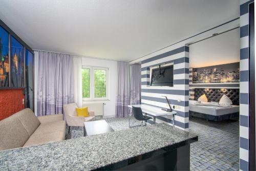 Hôtel SL'otel im Parforcehaus Aderstedter Straße 1 Bernburg