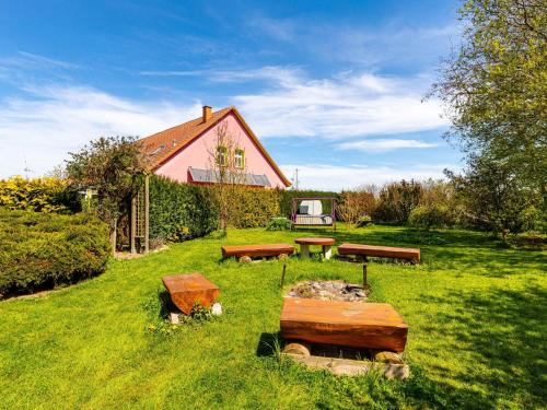 Snug Apartment in Altentreptow with Garden Altentreptow allemagne