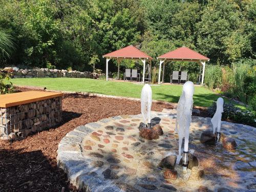 Appartements Sommergutshaus Ferienwohnungen Dorfstraße 5 Netzeband