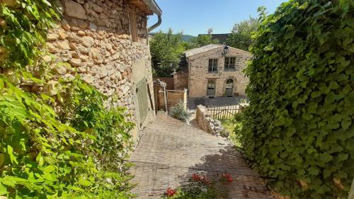 Sous le Château Rustrel france