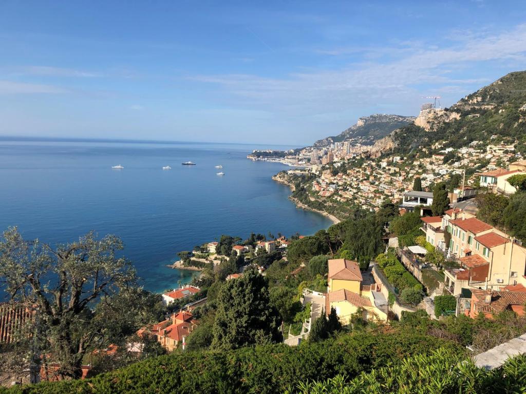 B&B / Chambre d'hôtes Soutariba 26 Avenue Gabriel Hanotaux, 06190 Roquebrune-Cap-Martin