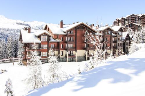 South facing 2-bed apartment with fireplace, Terrasses dEos Flaine france