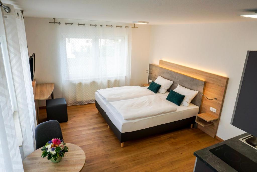 Appart'hôtel SP-Appartements 25/1 Mörikestraße, 73765 Neuhausen auf den Fildern